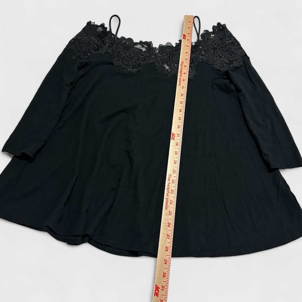 Anthropologie Meadow Rue Top Womens Medium Cold Shoulder Lace Accent Blouse Boho - Picture 9 of 14
